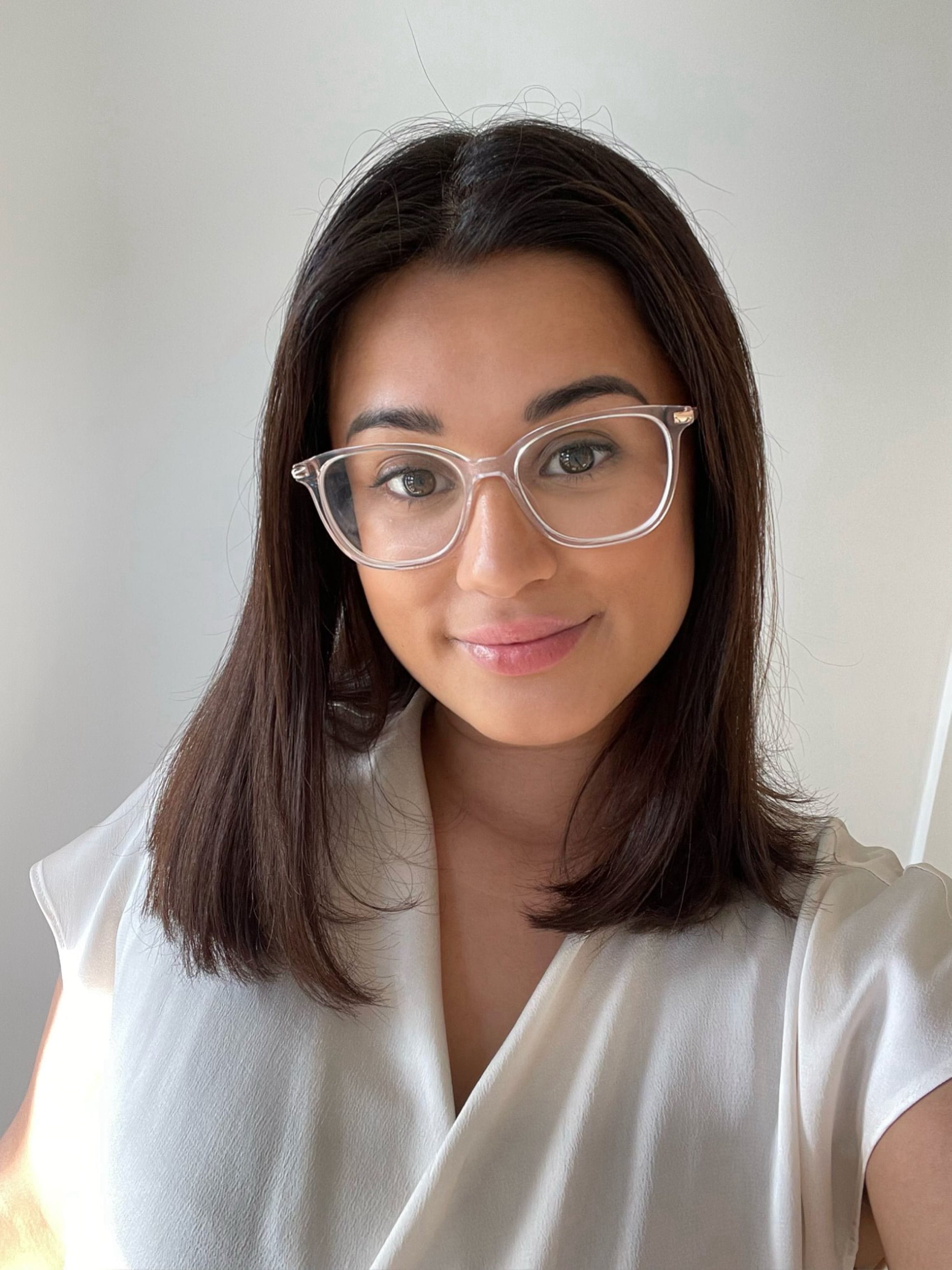 Amy is a registered Occupational Therapist with the Australian Health Practitioner Regulation Agency (AHPRA) and joined the team at Recovery in Mind in 2022.